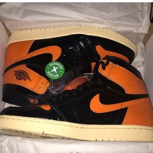 Shattered backboard 3.0 Men’s size 7